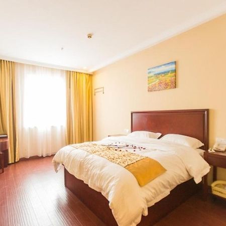 Greentree Inn Taizhou New District Hospital Of People' S Hospital Mingliu Express Hotel Exterior photo