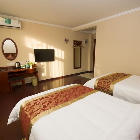 Greentree Inn Taizhou New District Hospital Of People' S Hospital Mingliu Express Hotel Exterior photo